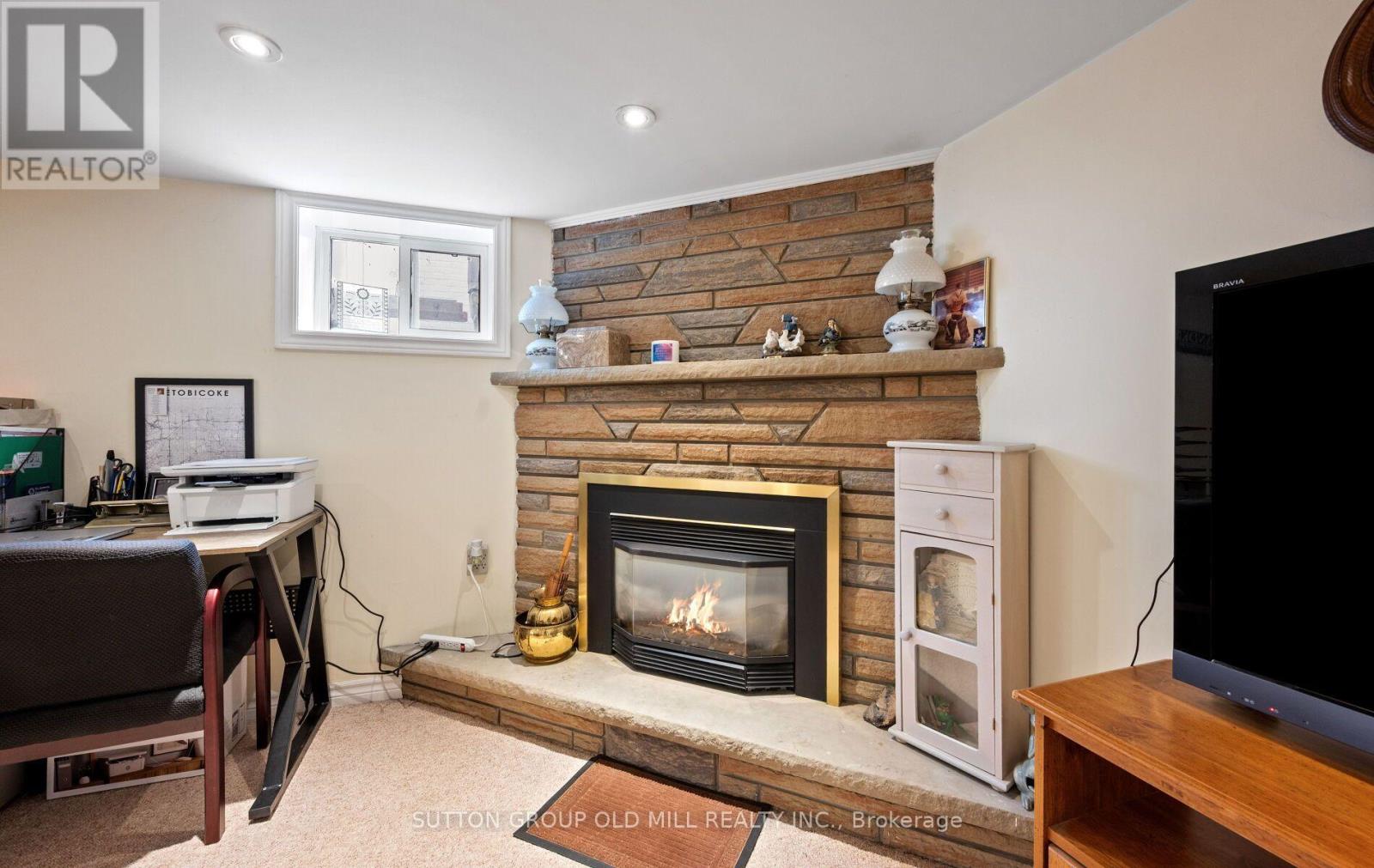 63 Westhead Road Property Photo 25
