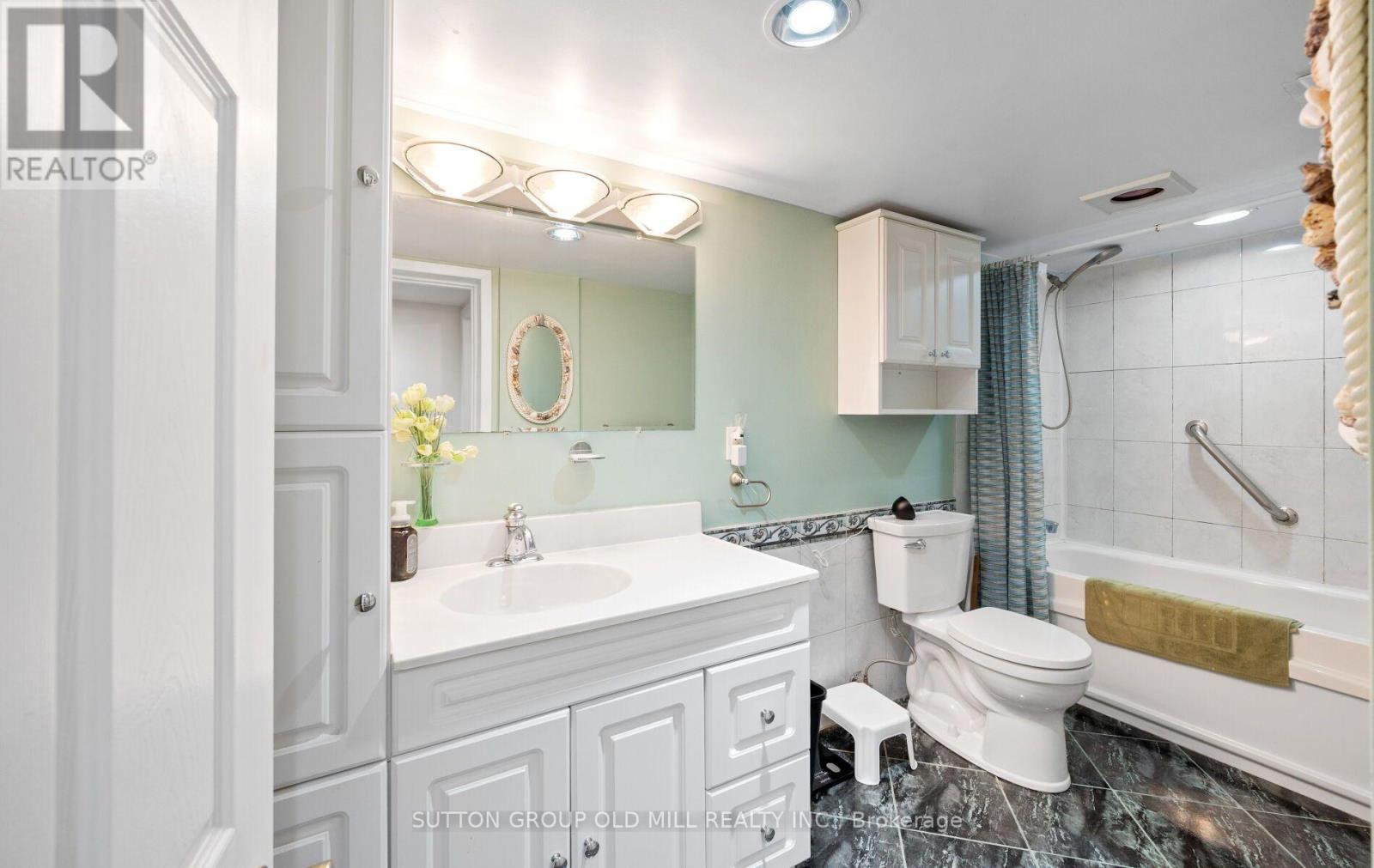 63 Westhead Road Property Photo 28