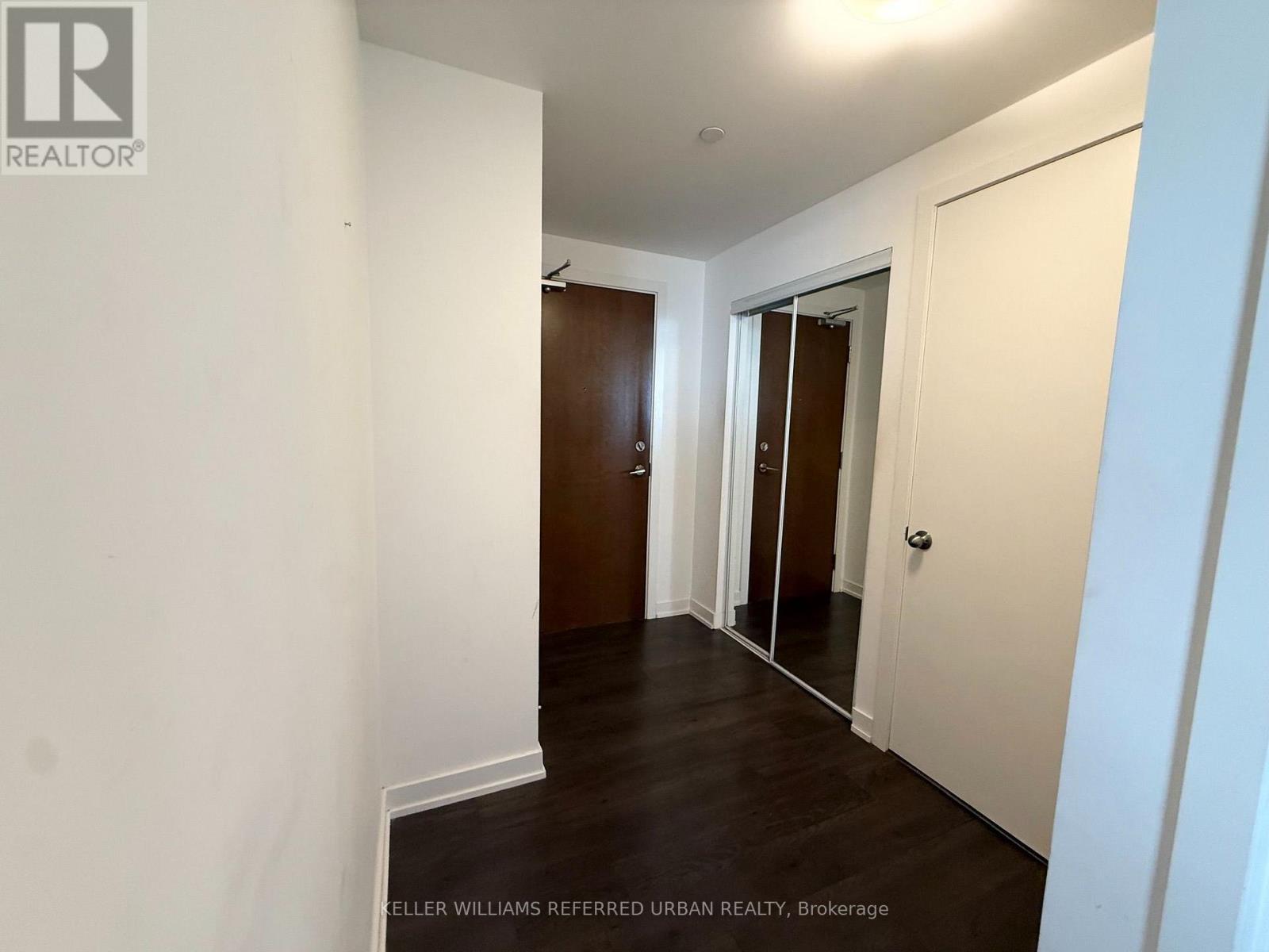 1903 - 2212 Lakeshore Boulevard W Property Photo 2