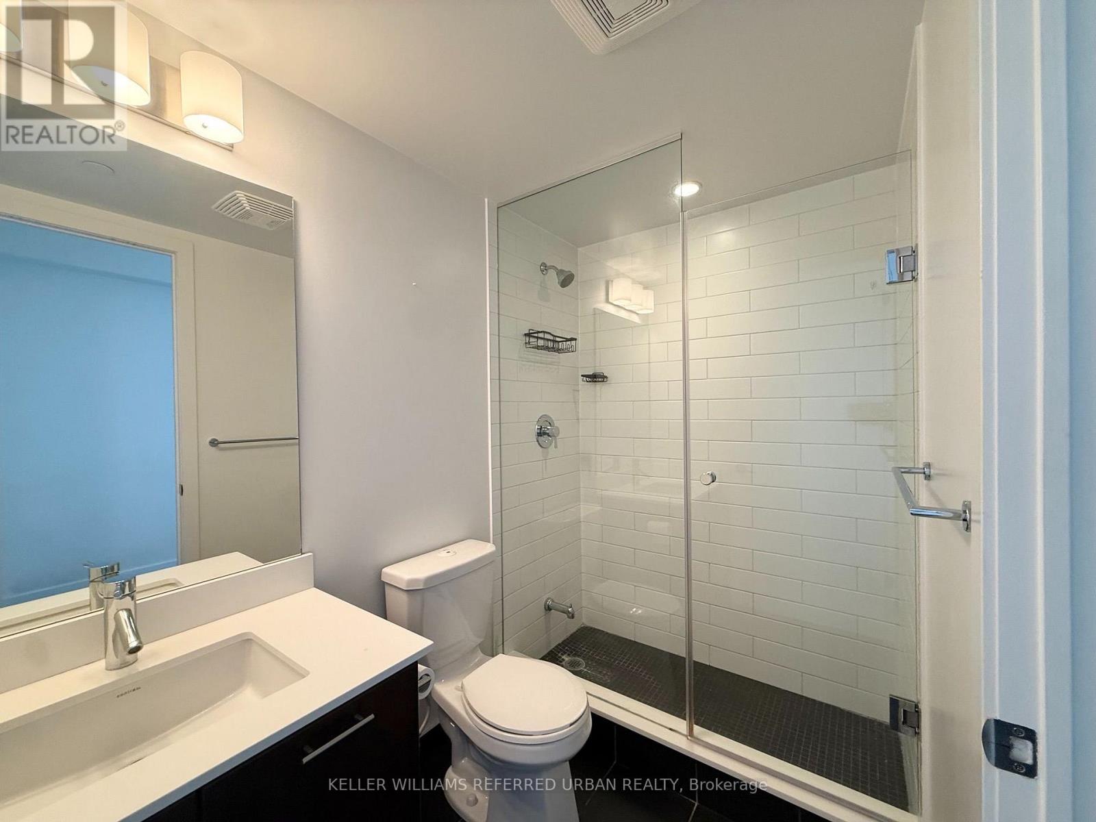 1903 - 2212 Lakeshore Boulevard W Property Photo 4