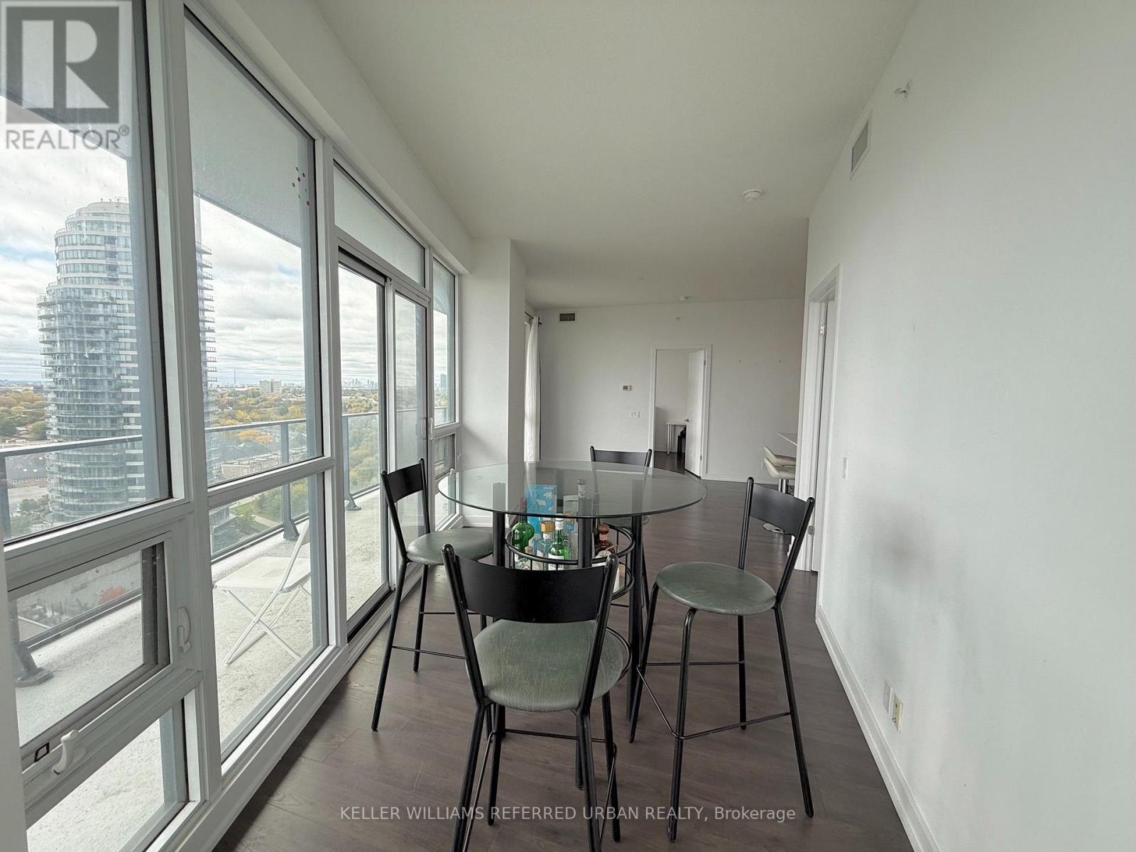 1903 - 2212 Lakeshore Boulevard W Property Photo 11