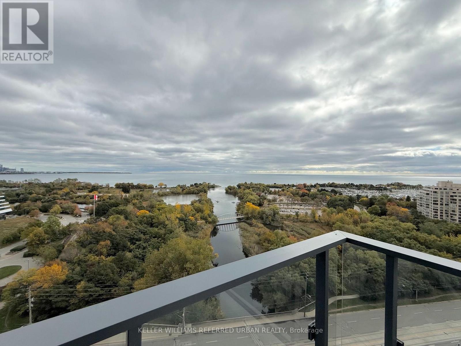 1903 - 2212 Lakeshore Boulevard W Property Photo 23