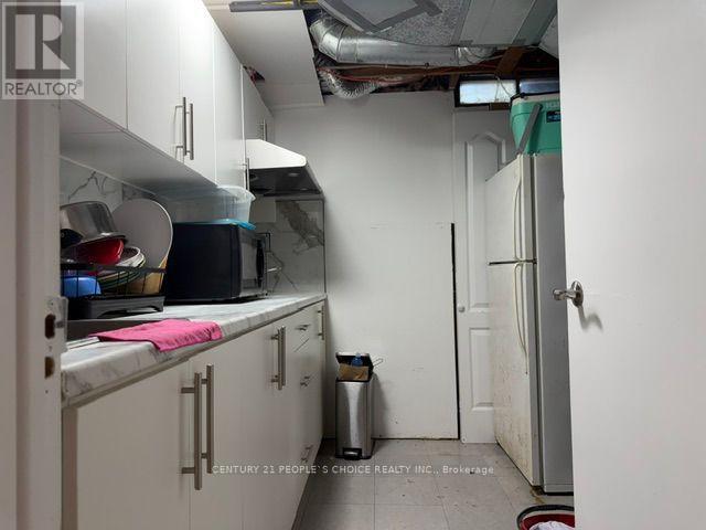 10 Juliana Square Property Photo 16