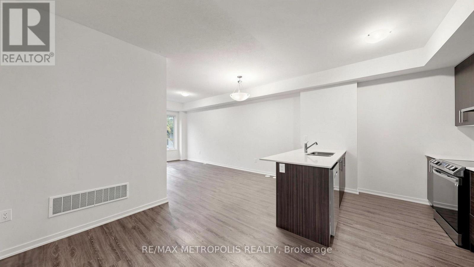 115 - 30 William Jackson Way Property Photo 15