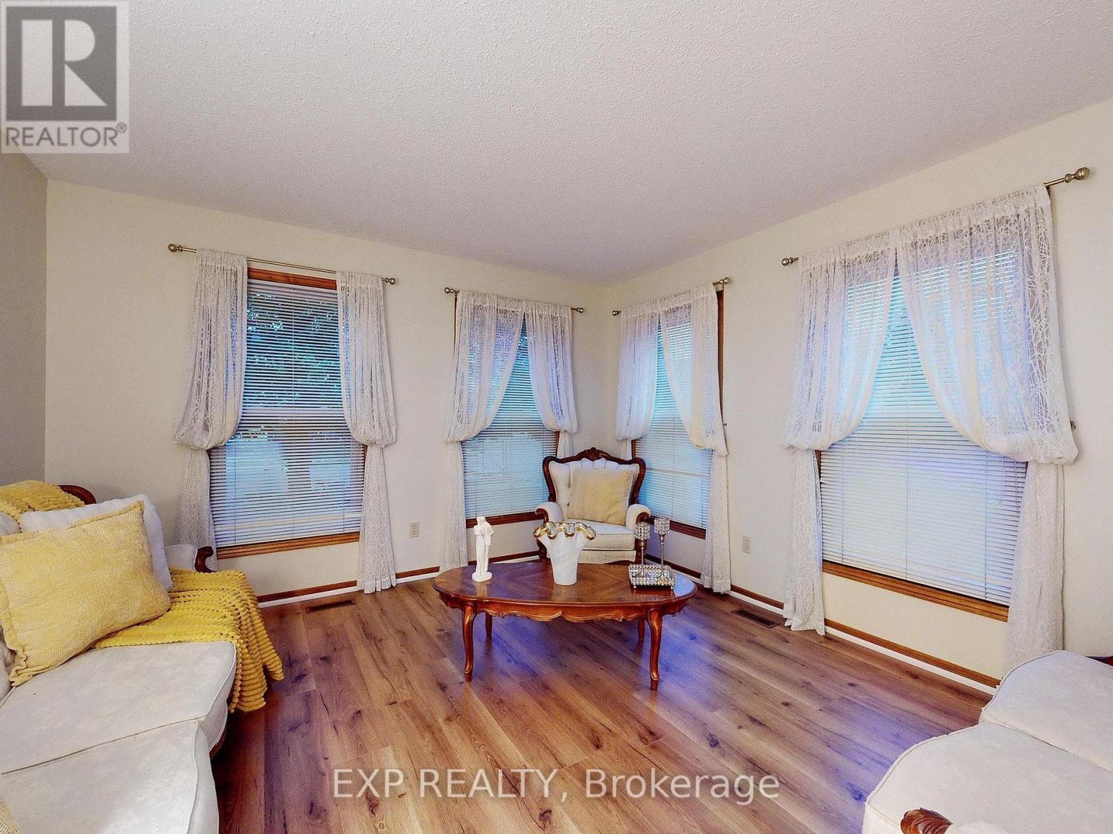 41 Bobcat Street Property Photo 4