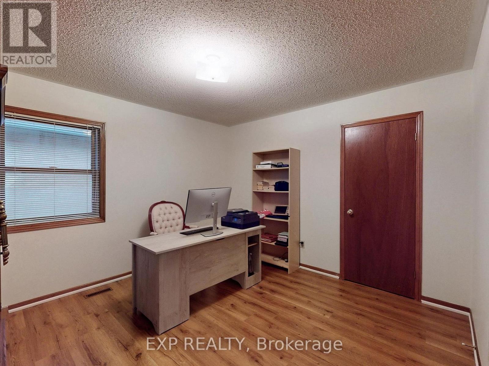 41 Bobcat Street Property Photo 34