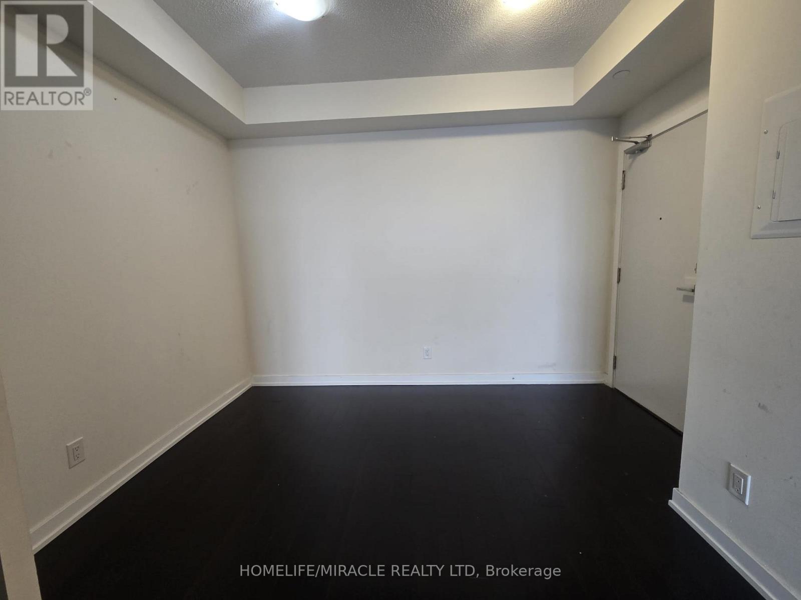 3811 - 4011 Brickstone Mews Property Photo 4