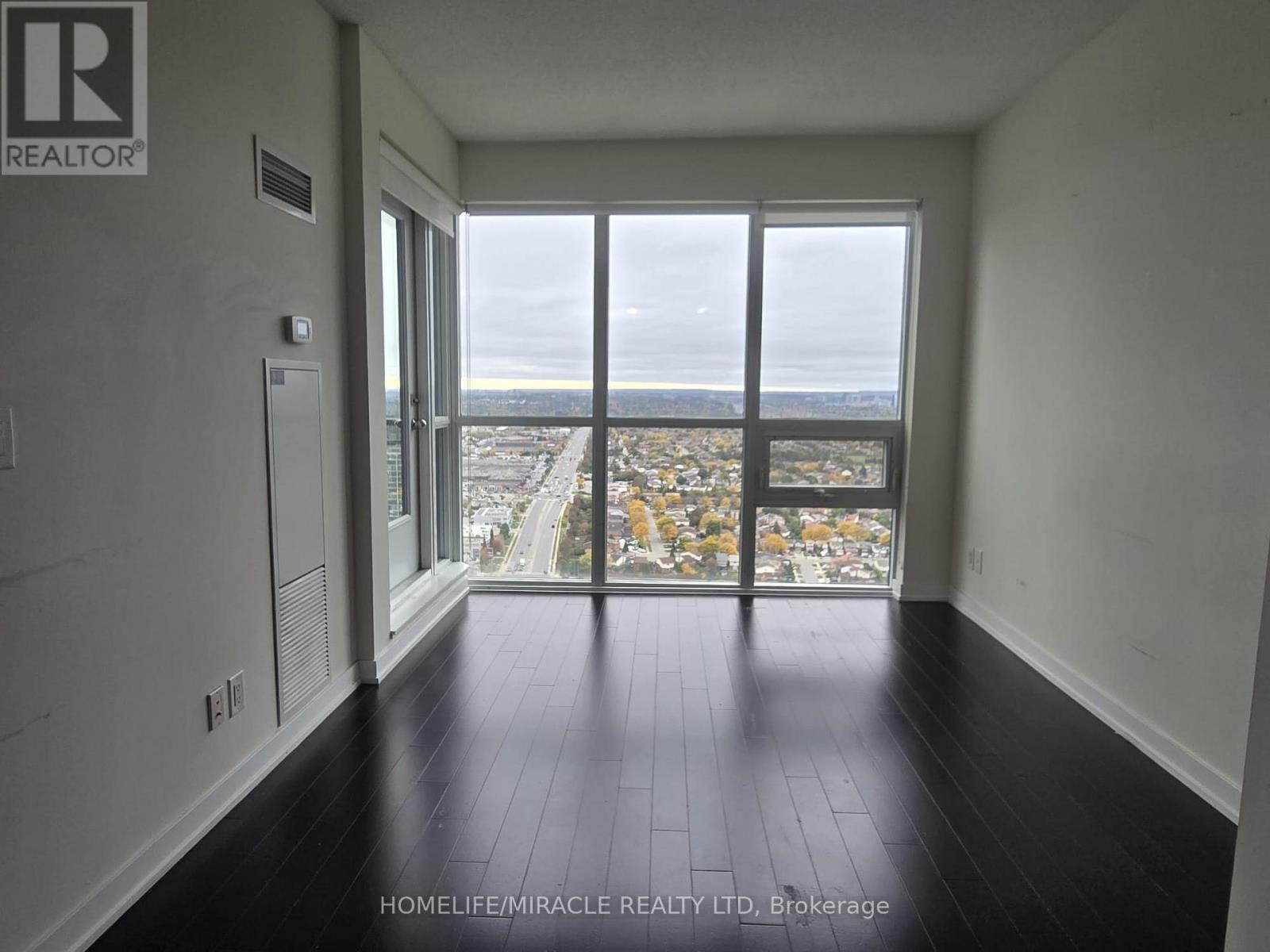 3811 - 4011 Brickstone Mews Property Photo 6