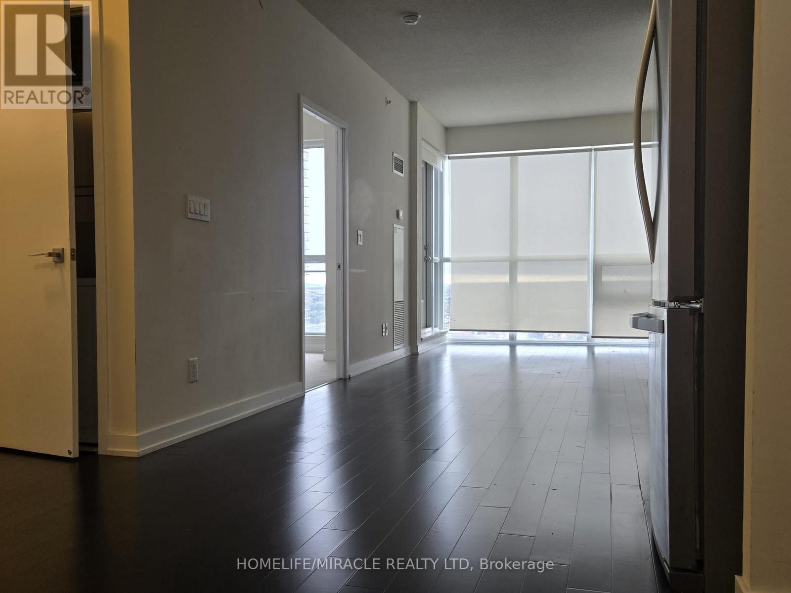 3811 - 4011 Brickstone Mews Property Photo 7
