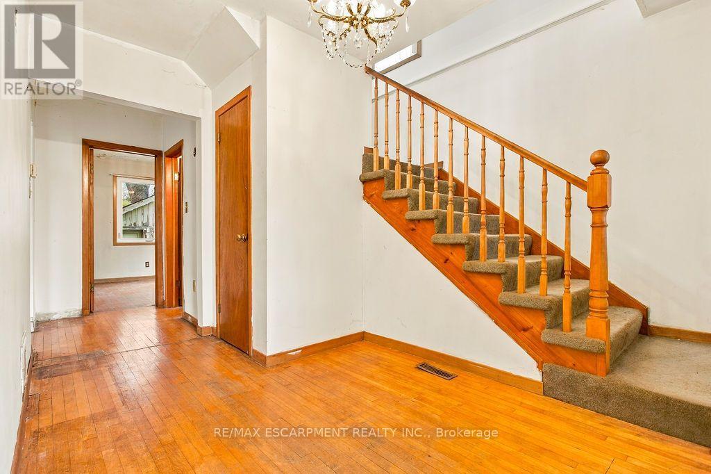 1353 Birch Avenue Property Photo 4