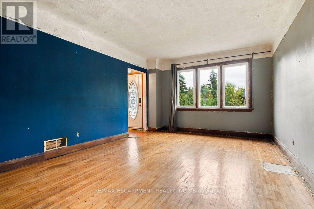 1353 Birch Avenue Property Photo 5