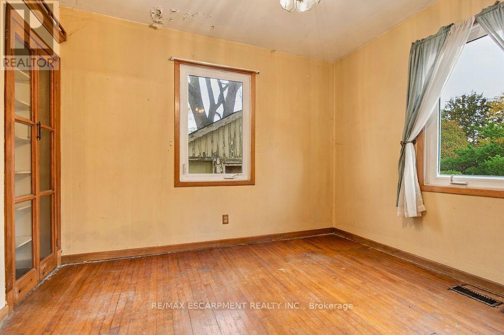 1353 Birch Avenue Property Photo 8