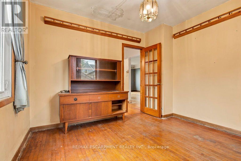 1353 Birch Avenue Property Photo 9
