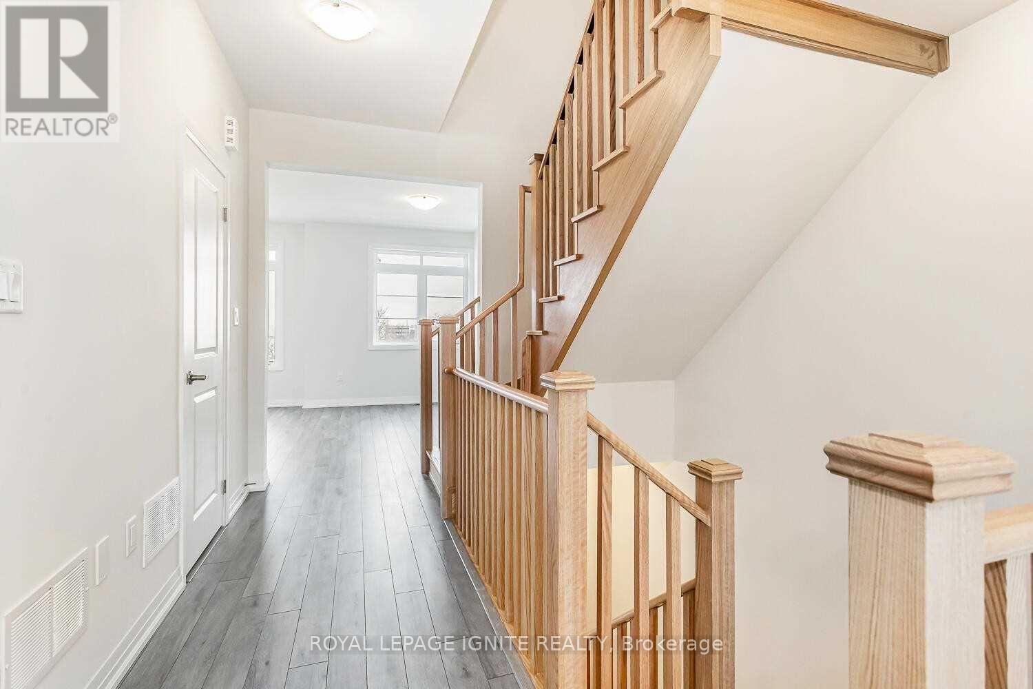 44 Skyridge Drive Property Photo 11