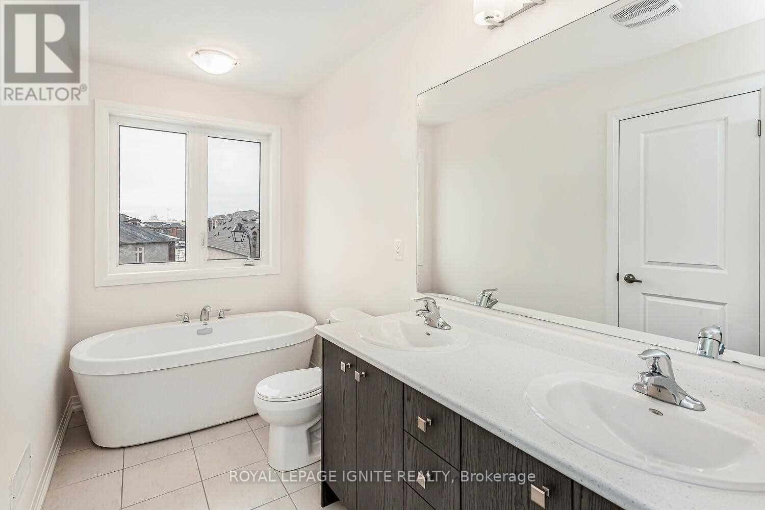 44 Skyridge Drive Property Photo 17