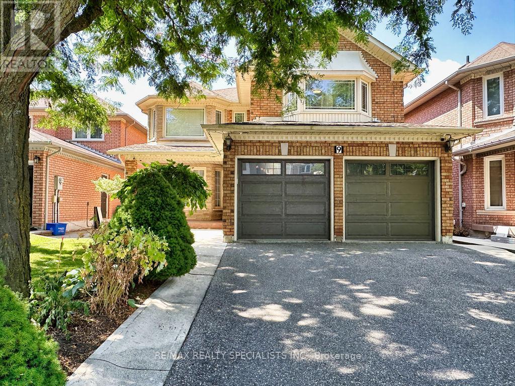 9 Siesta Court Property Photo 1