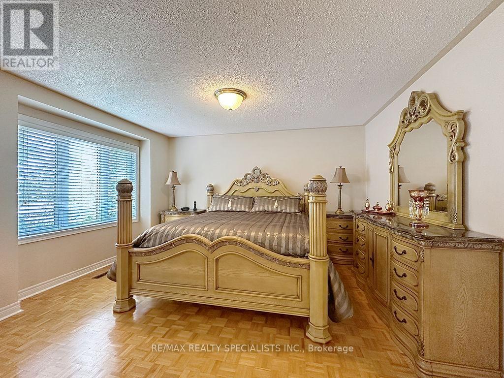 9 Siesta Court Property Photo 21