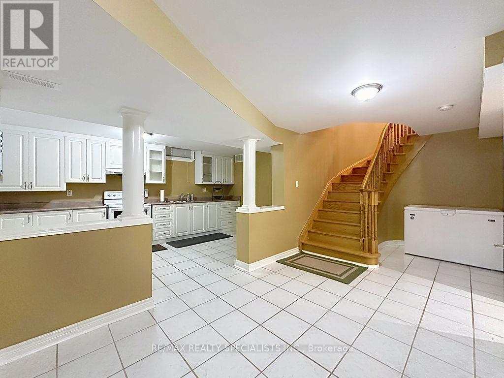 9 Siesta Court Property Photo 34
