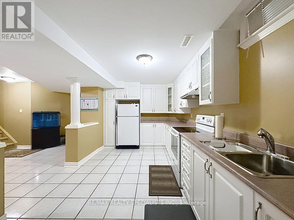 9 Siesta Court Property Photo 35