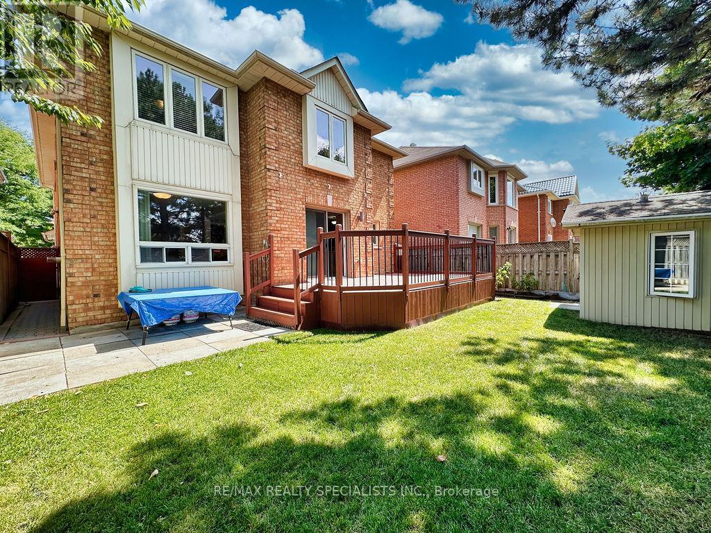 9 Siesta Court Property Photo 37