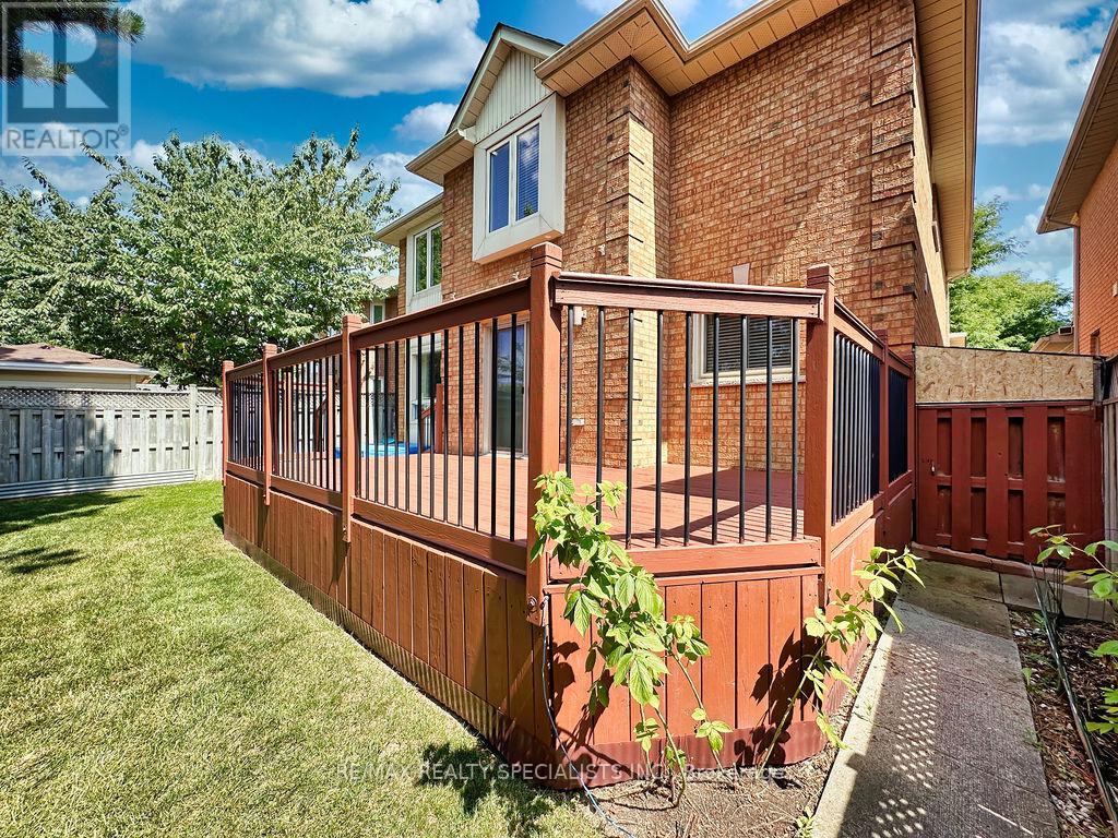9 Siesta Court Property Photo 39