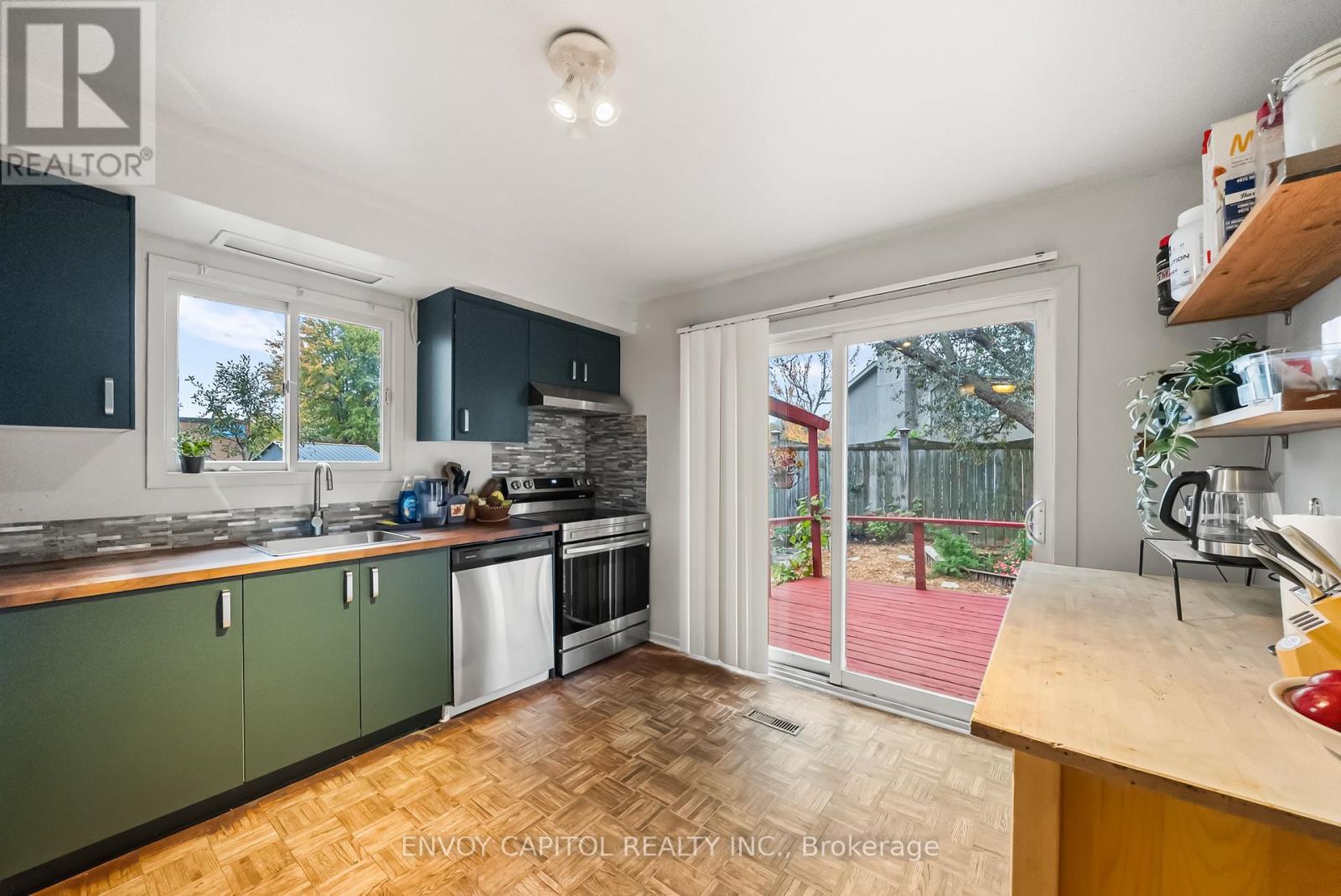 160 Fanshawe Drive Property Photo 6