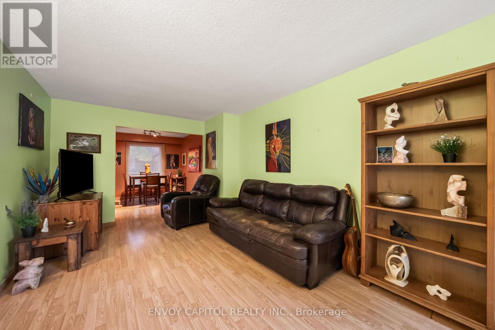 160 Fanshawe Drive Property Photo 7