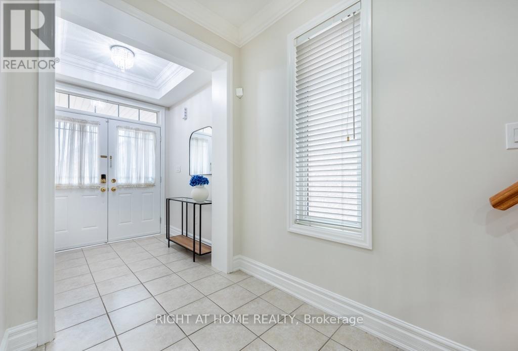 7276 Golden Meadow Court Property Photo 8