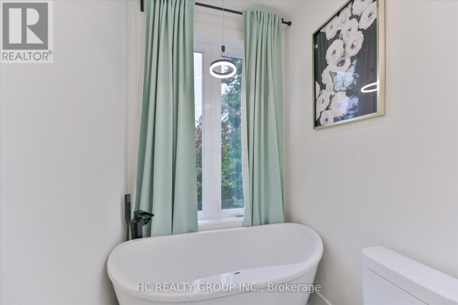 78 Greendale Avenue Property Photo 26
