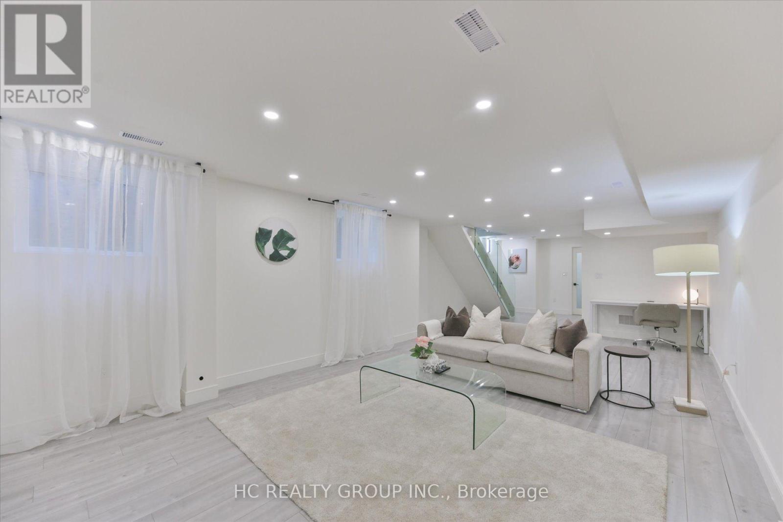 78 Greendale Avenue Property Photo 42