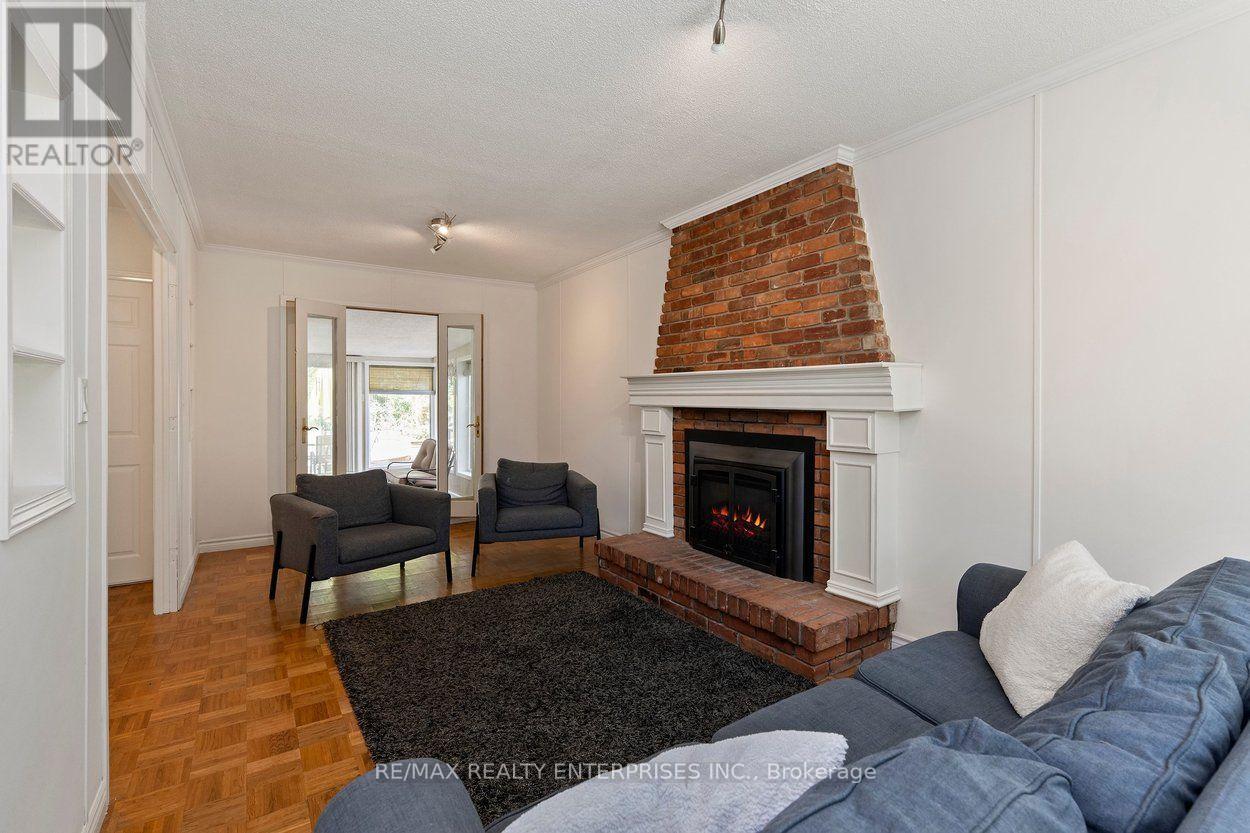 5081 Brady Avenue Property Photo 6