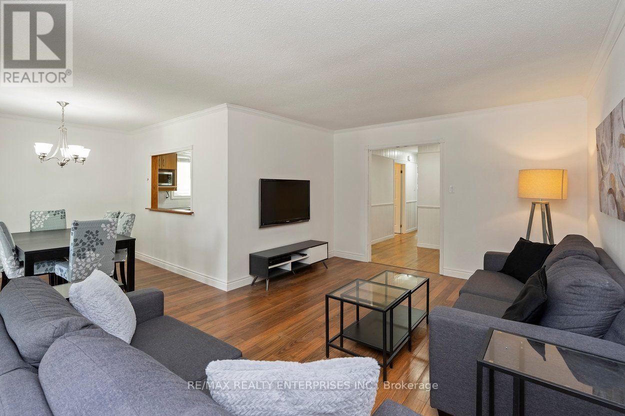 5081 Brady Avenue Property Photo 12