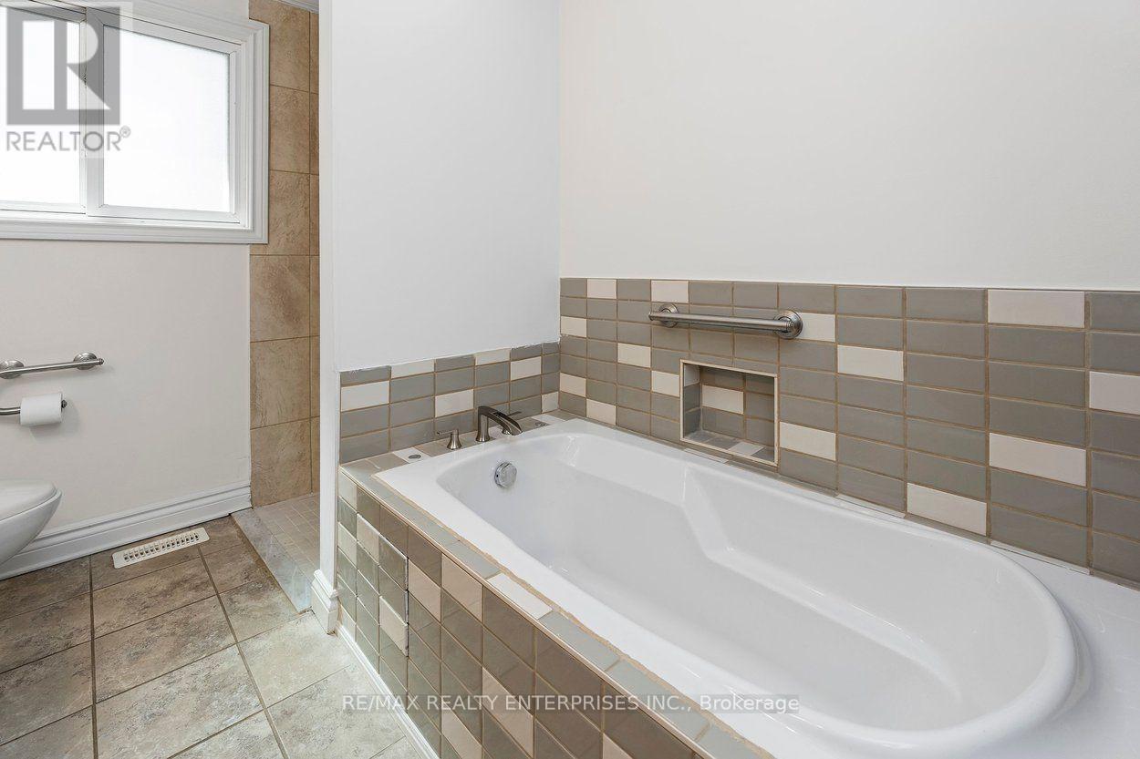 5081 Brady Avenue Property Photo 23