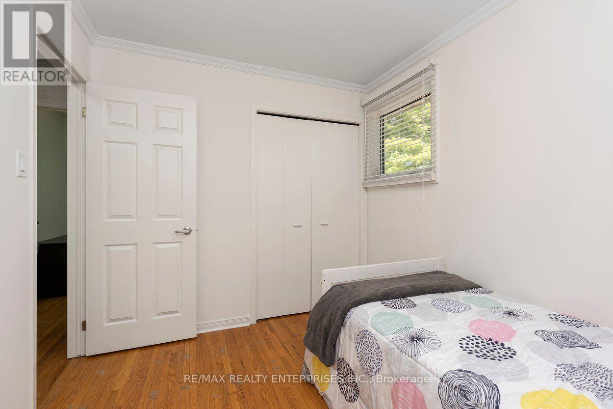 5081 Brady Avenue Property Photo 32