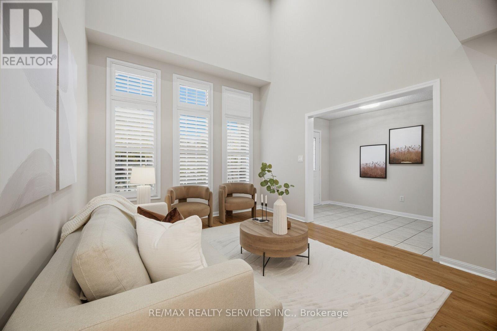881 Lancaster Boulevard Property Photo 11