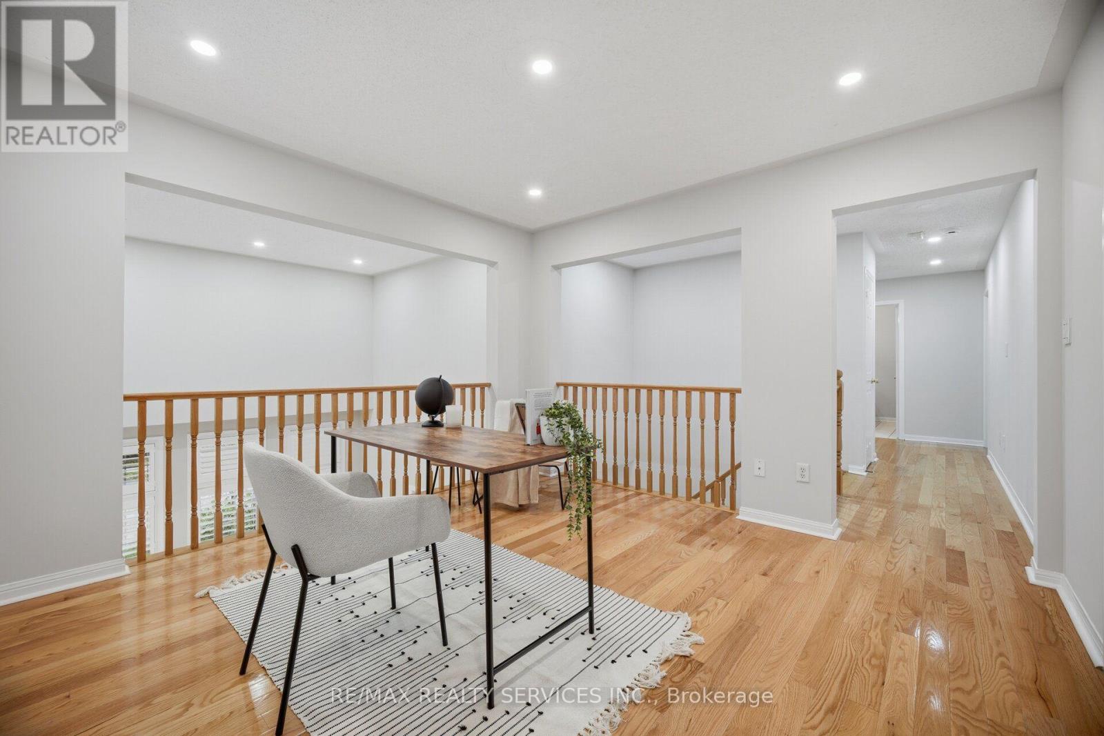 881 Lancaster Boulevard Property Photo 26