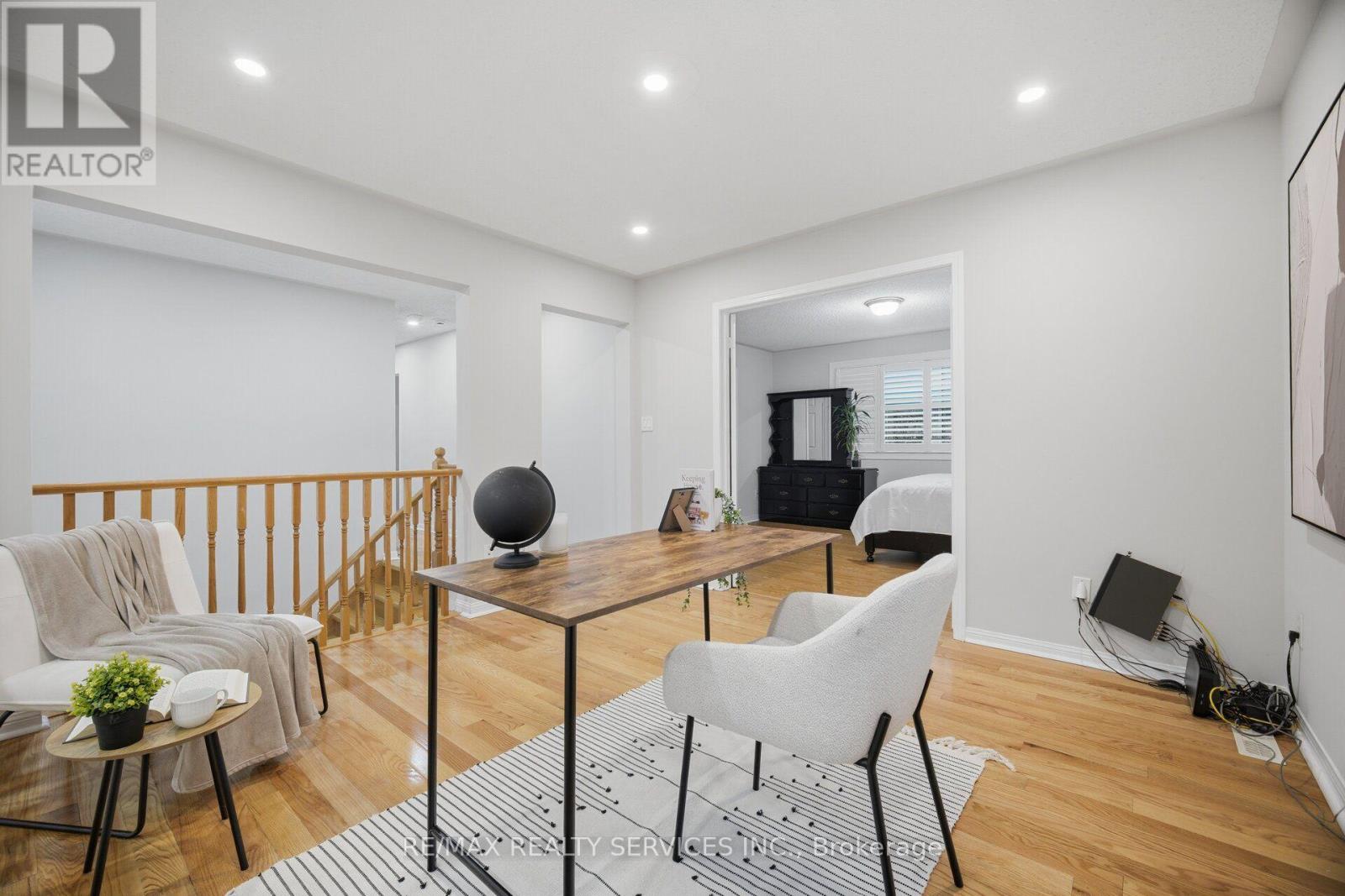 881 Lancaster Boulevard Property Photo 27
