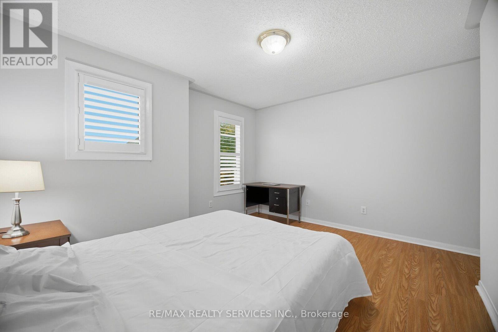 881 Lancaster Boulevard Property Photo 35