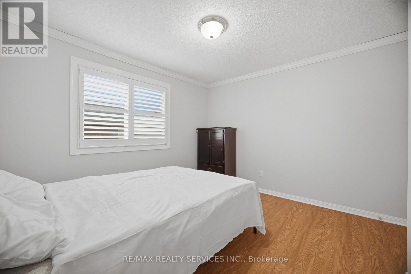 881 Lancaster Boulevard Property Photo 38