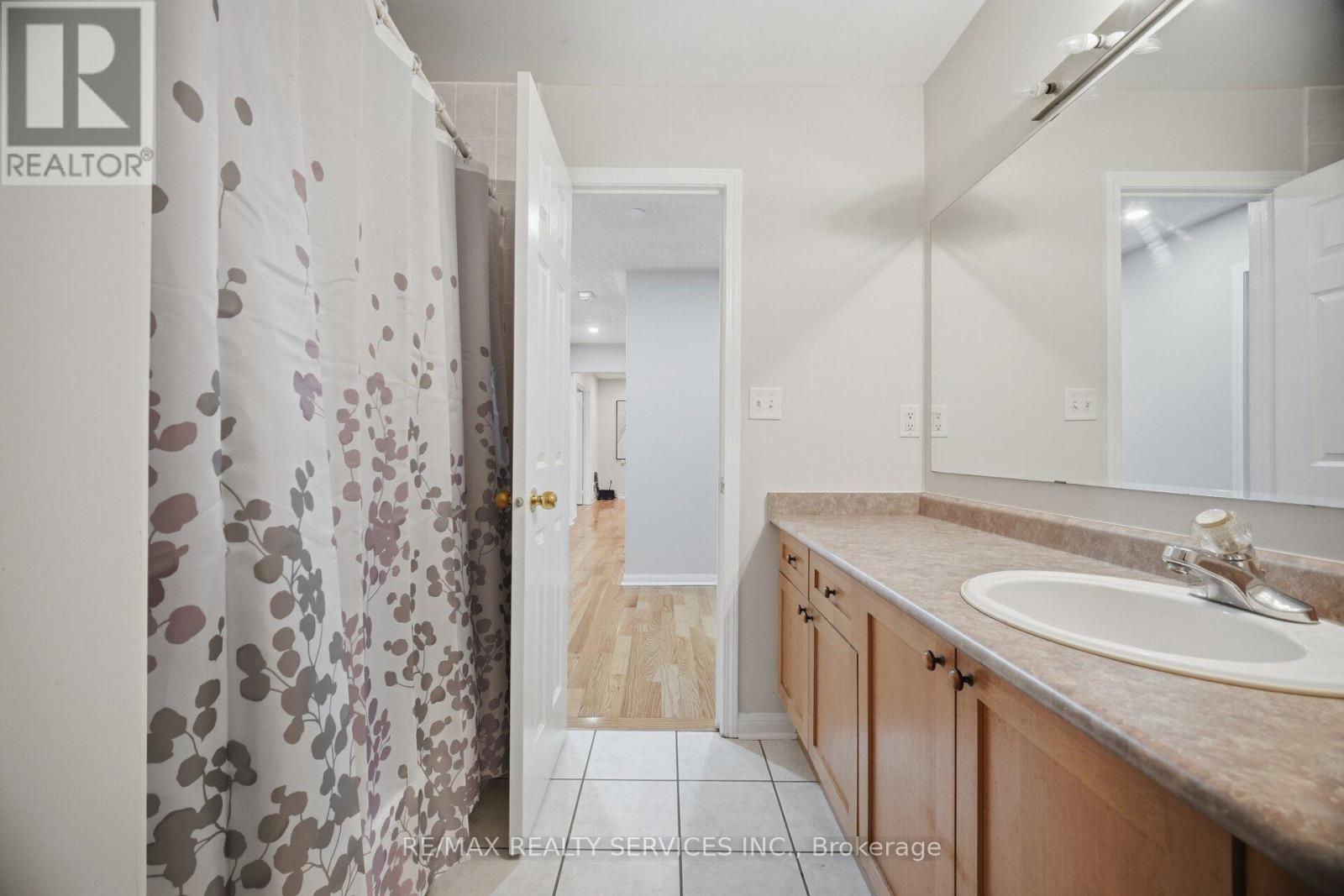 881 Lancaster Boulevard Property Photo 39