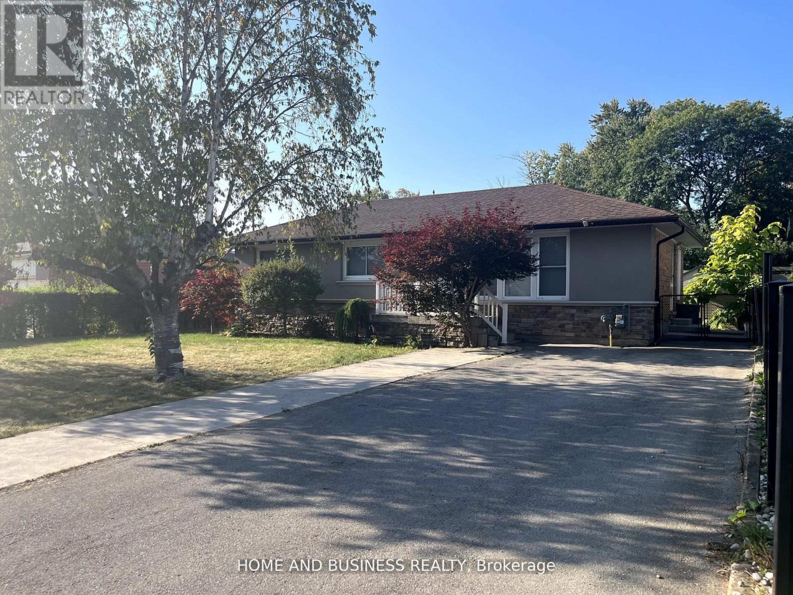 376 Ashbury Road Property Photo 1