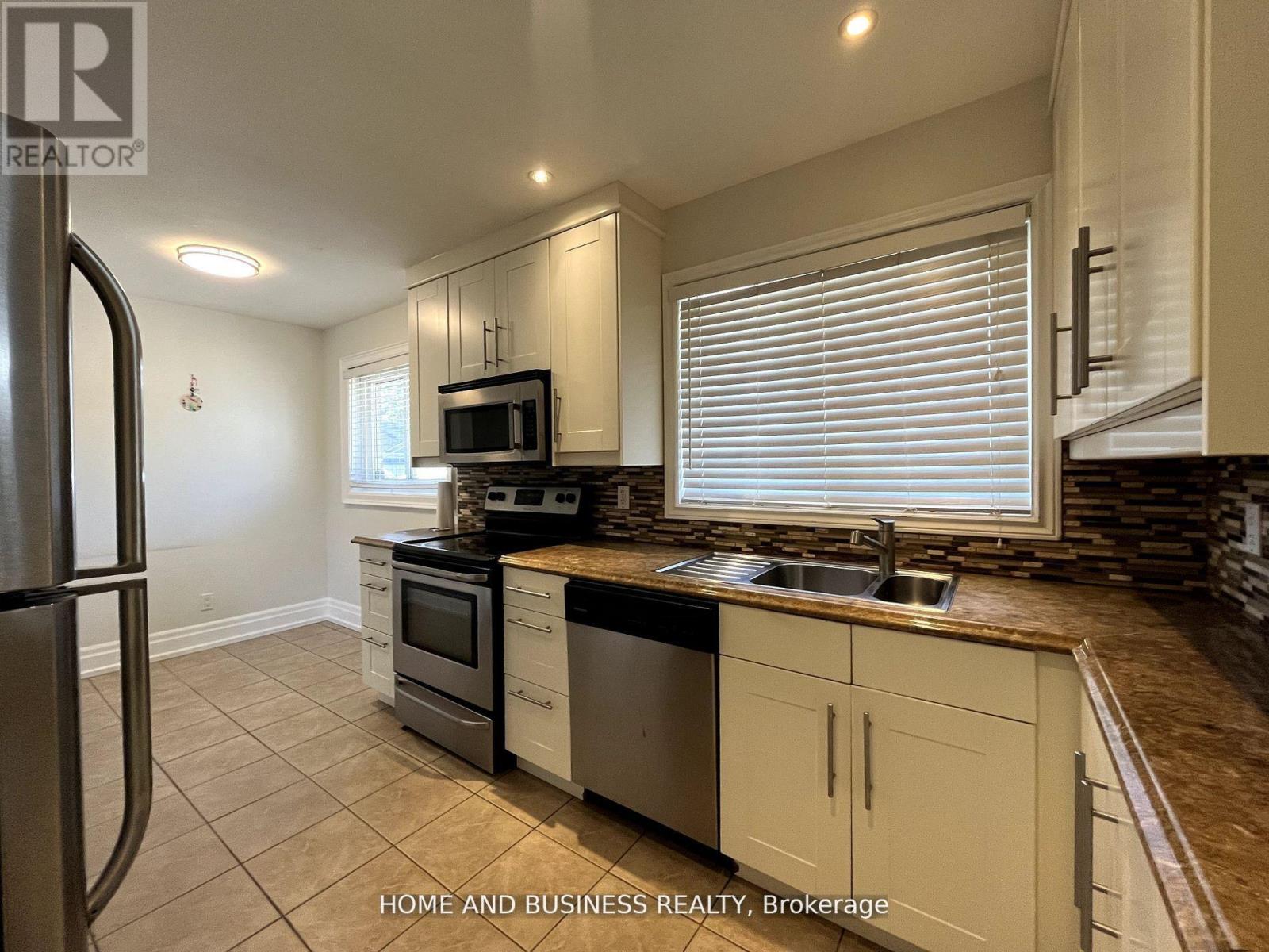 376 Ashbury Road Property Photo 3