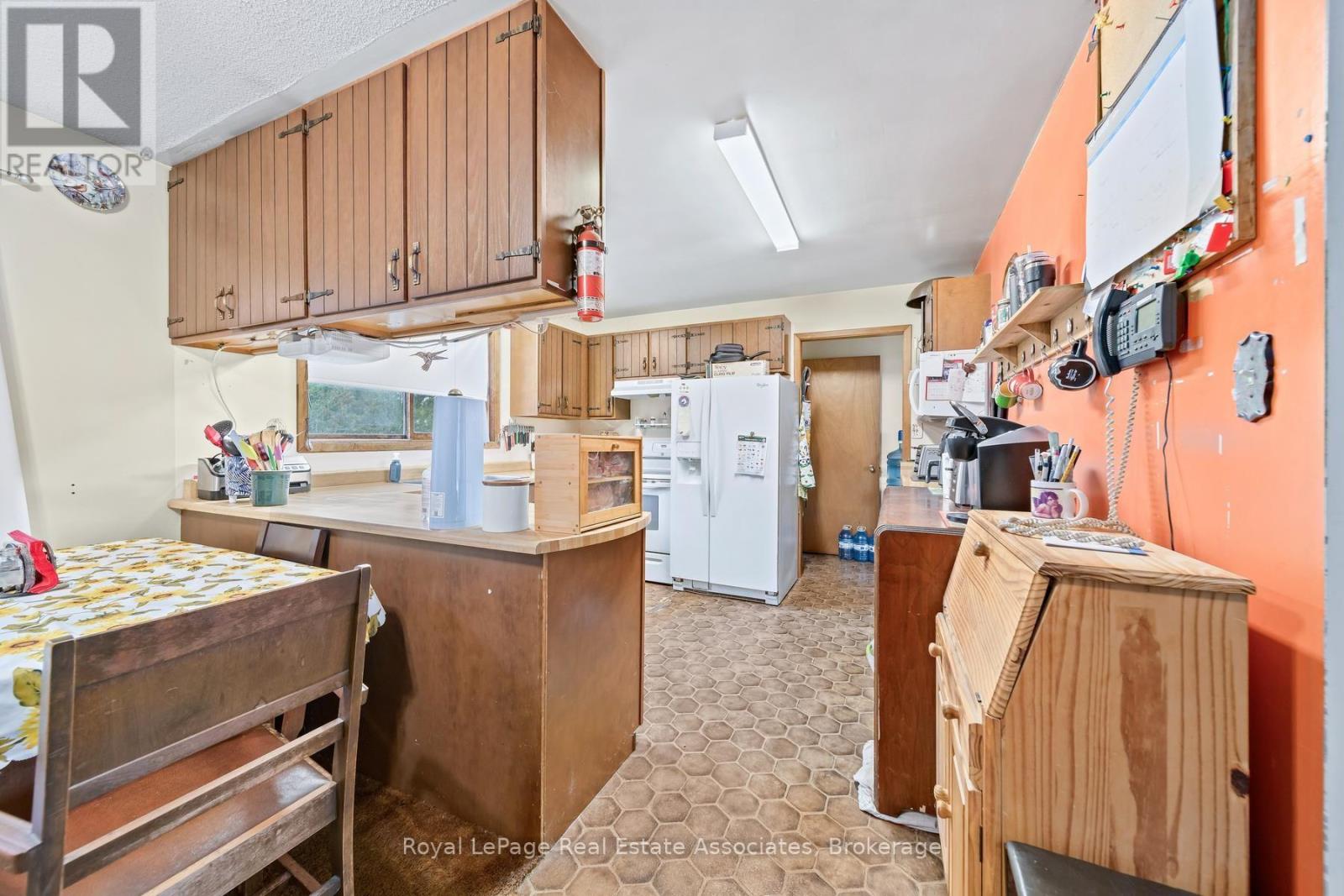13330 5 Side Road Property Photo 14