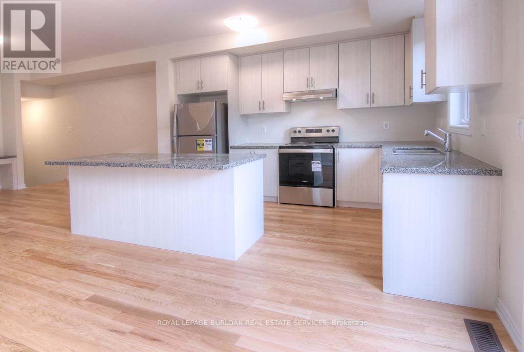 1388 National Common Property Photo 6