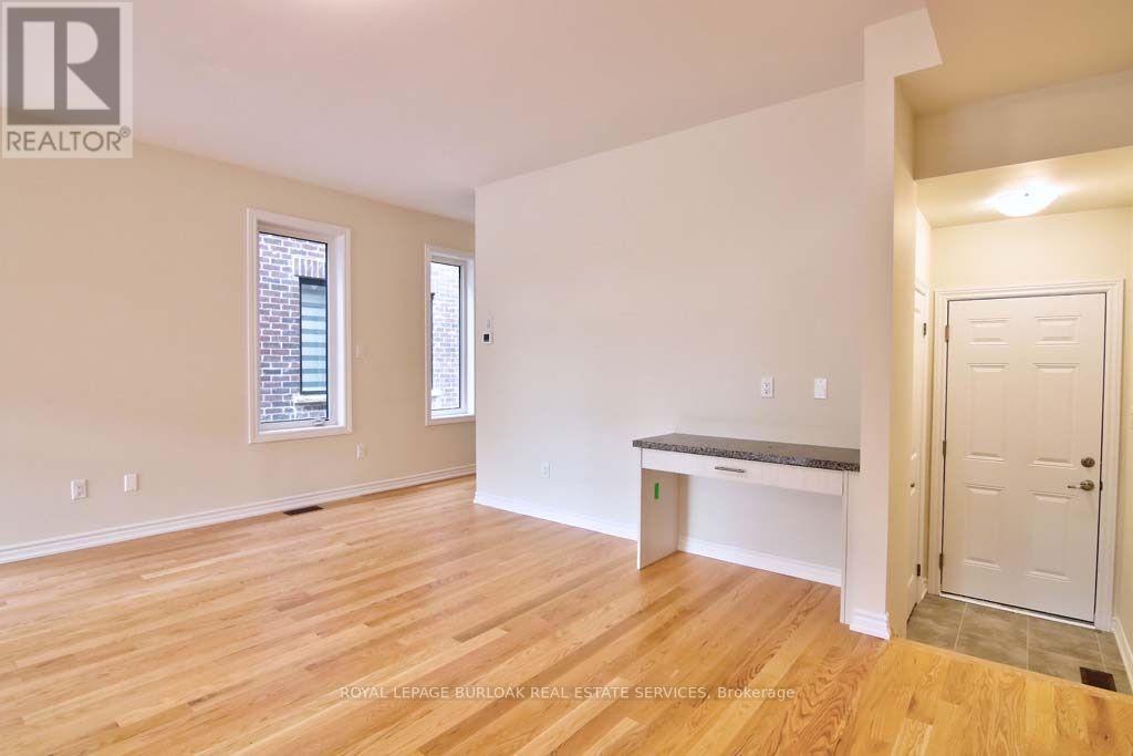 1388 National Common Property Photo 8