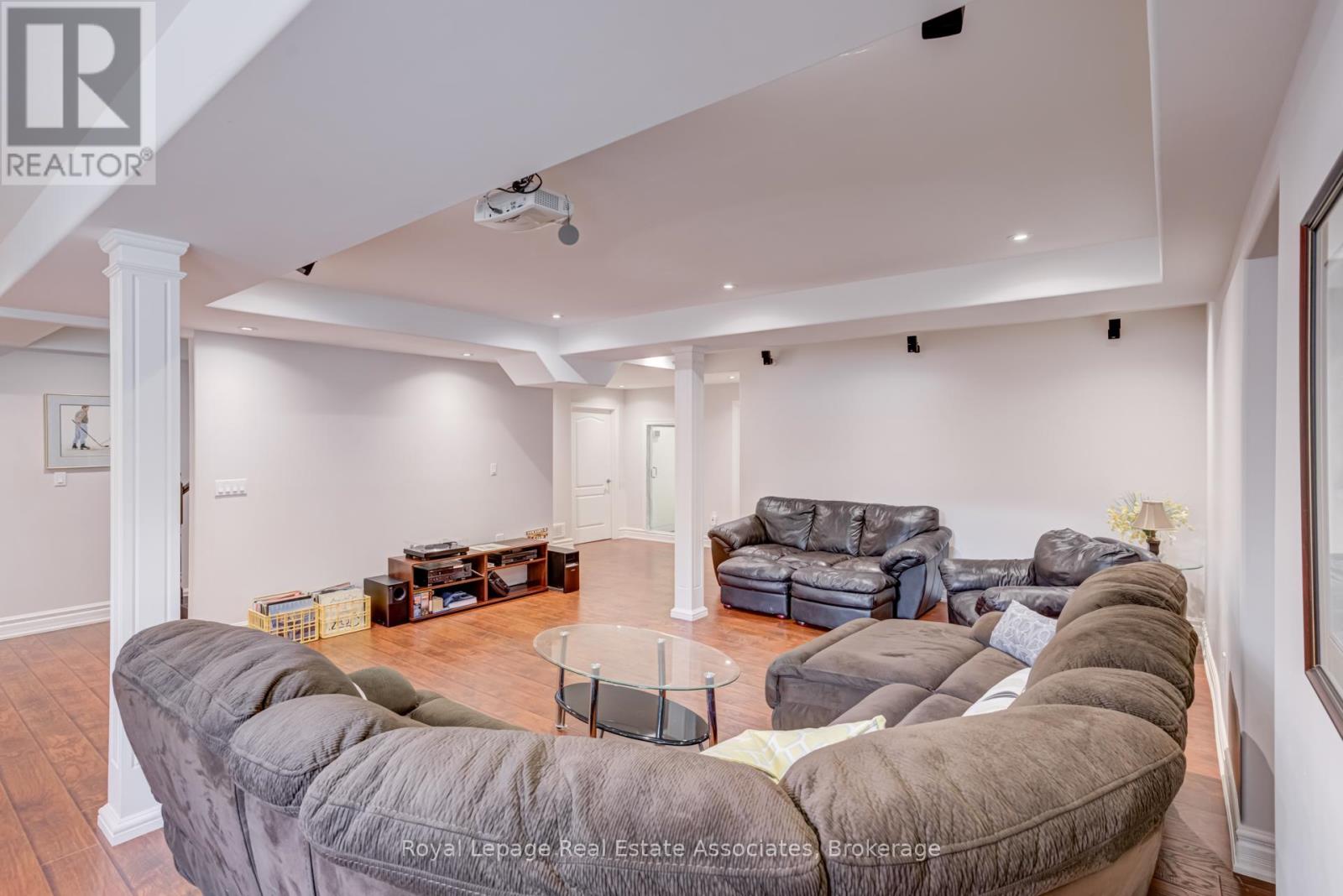 20 Cannington Crescent Property Photo 33