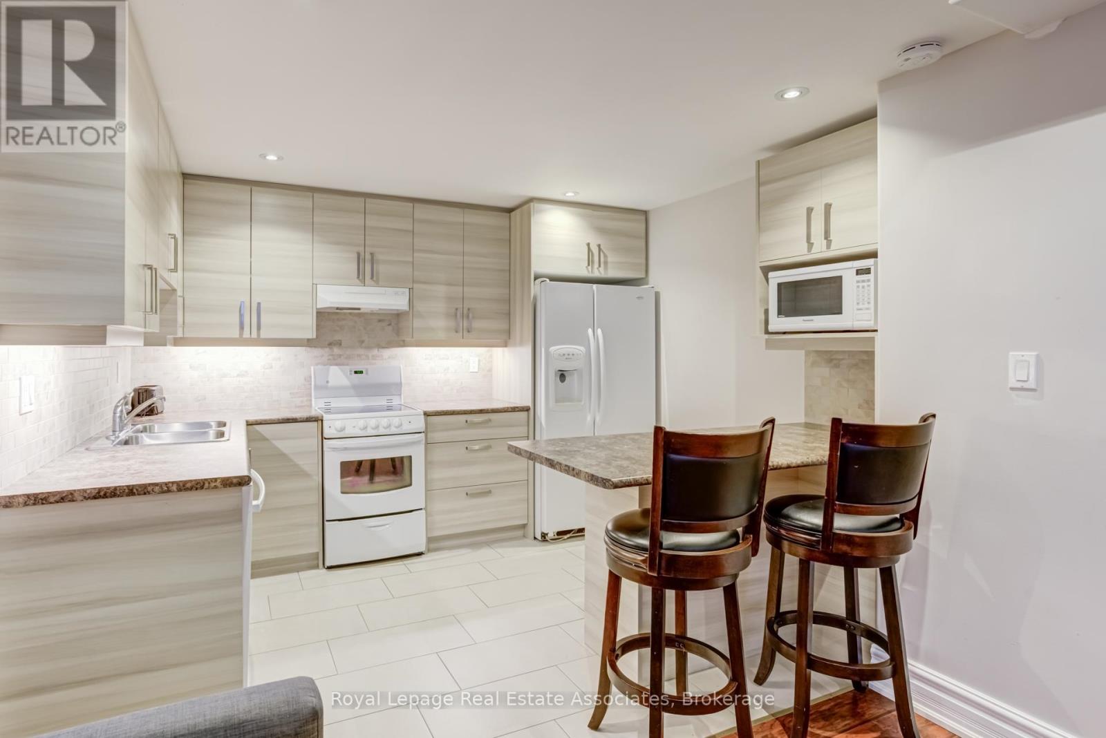 20 Cannington Crescent Property Photo 39