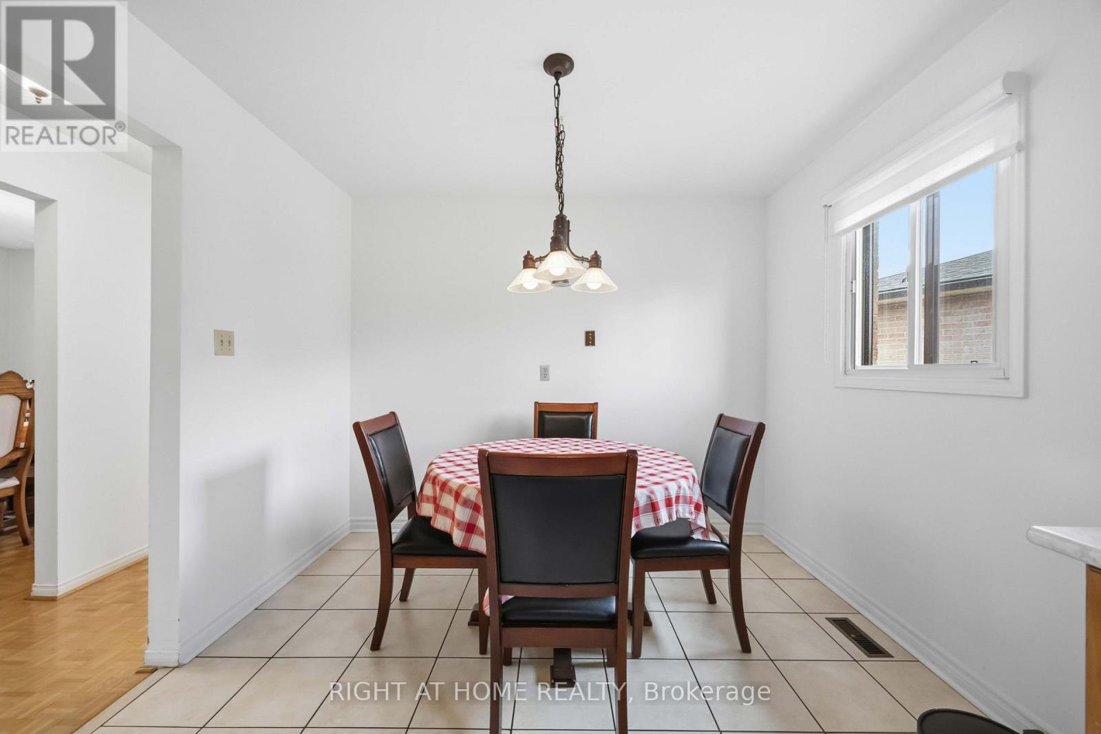 17 Cathy Jean Crescent Property Photo 10