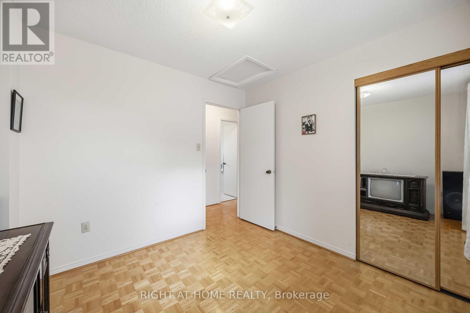 17 Cathy Jean Crescent Property Photo 17