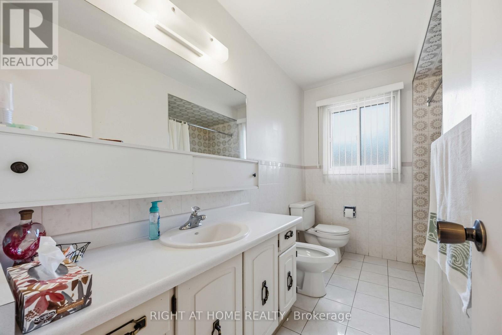 17 Cathy Jean Crescent Property Photo 18